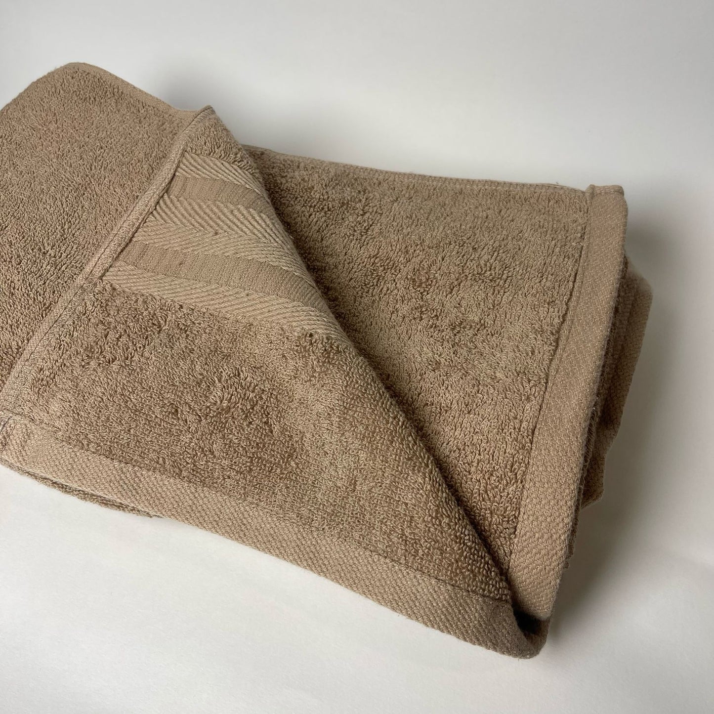 Cotton Oversized Bath Towel Soft and Highly Absorbent Quick Dry Towels for Bathroom Spa Hotel 140 CM X 60 CM 1 Piece