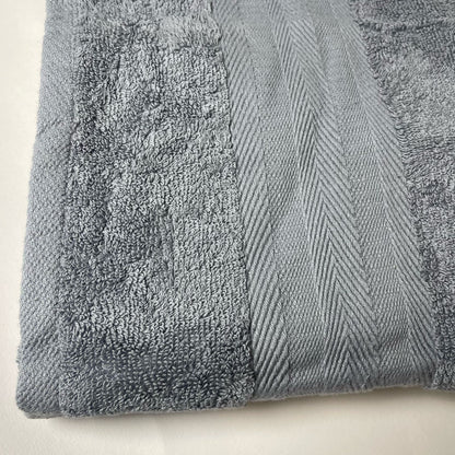 Cotton Oversized Bath Towel Soft and Highly Absorbent Quick Dry Towels for Bathroom Spa Hotel 140 CM X 60 CM 1 Piece